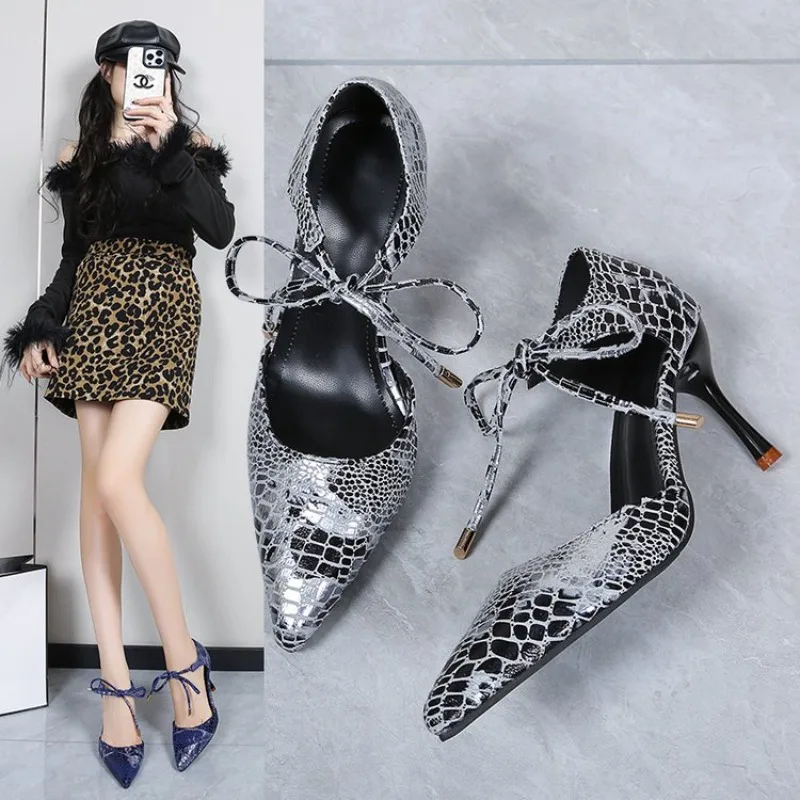 Temperament High Heels French Stiletto 2026 Summer Pointed Toe Beautiful Baotou Sandals
Temperament High Heels French Stiletto 2026 Summer Pointed Toe Beautiful Baotou Sandals