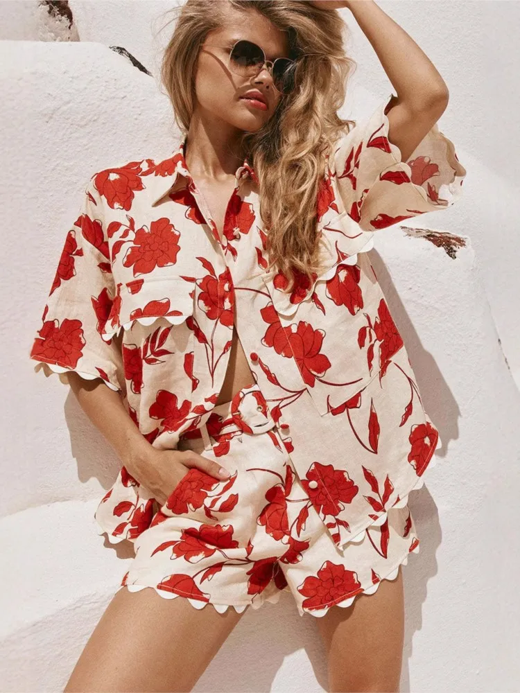 Lady Casual Bohemian Pocket Loose Suit Two Piece Sets Red Flower Print Holiday Summer Women Lapel Button Shirt And Shorts Outfit
Lady Casual Bohemian Pocket Loose Suit Two Piece Sets Red Flower Print Holiday Summer Women Lapel Button Shirt And Shorts Outfit