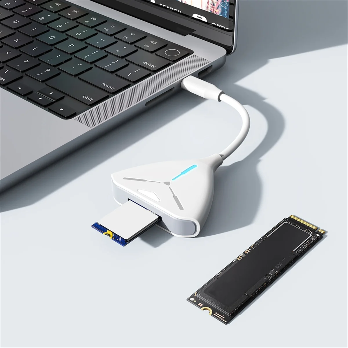 CLCU M.2 NVME/SATA Dual Protocol SSD Enclosure USB Type C SSD External Hard Drive Case for NVME NGFF SATA SSD
CLCU M.2 NVME/SATA Dual Protocol SSD Enclosure USB Type C SSD External Hard Drive Case for NVME NGFF SATA SSD
