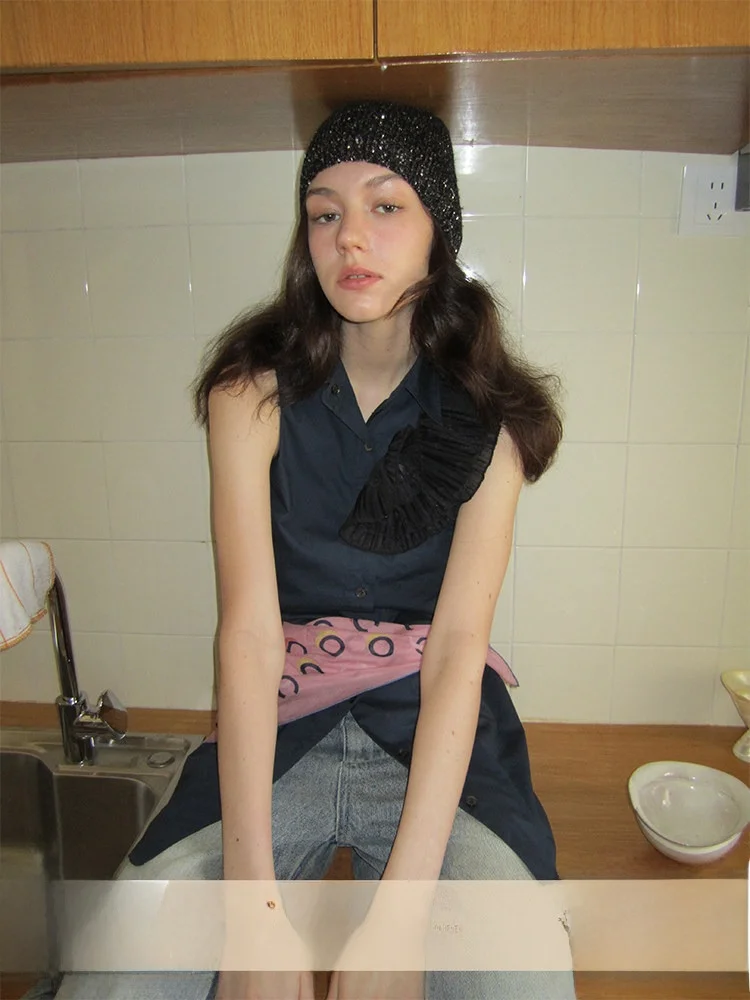 Pure Cotton Svel irt CECI"eilles Love Letter" Removable Lace High End Feeling irt Street Sle Slim Fit mid Length
Pure Cotton Svel irt CECI"eilles Love Letter" Removable Lace High End Feeling irt Street Sle Slim Fit mid Length