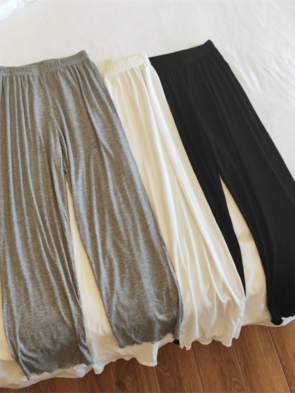 Modal Long Sleep Pants Women's Casual Thin Home Wear Pure Color Bottoming Pants Spring Summer Autumn Comfortable Leisure Home
Modal Long Sleep Pants Women's Casual Thin Home Wear Pure Color Bottoming Pants Spring Summer Autumn Comfortable Leisure Home