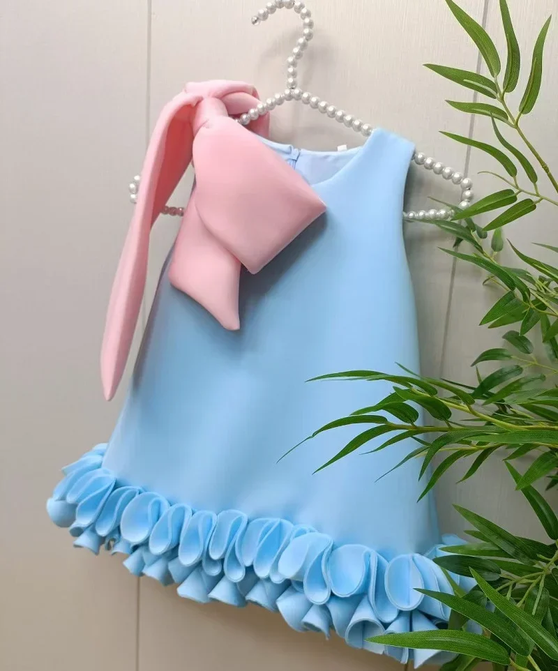 Fashionable Sleeveless Noble and Elegant Girl's Dress Carnival Birthday Party Dress Girl's Big Bow Princess Dress 1-12 Years Old
Fashionable Sleeveless Noble and Elegant Girl's Dress Carnival Birthday Party Dress Girl's Big Bow Princess Dress 1-12 Years Old