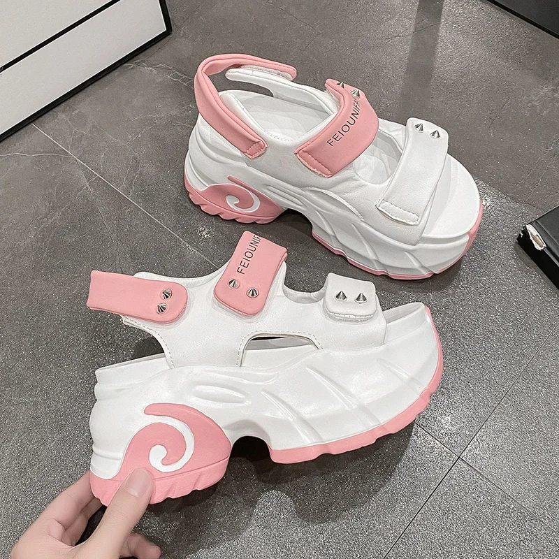 Women Leisure Chunky Platform Sandals Peep Toe High Heels New Gladiator Slippers Woman Trendy Summer Leather Beach Sandals 8.5CM
Women Leisure Chunky Platform Sandals Peep Toe High Heels New Gladiator Slippers Woman Trendy Summer Leather Beach Sandals 8.5CM