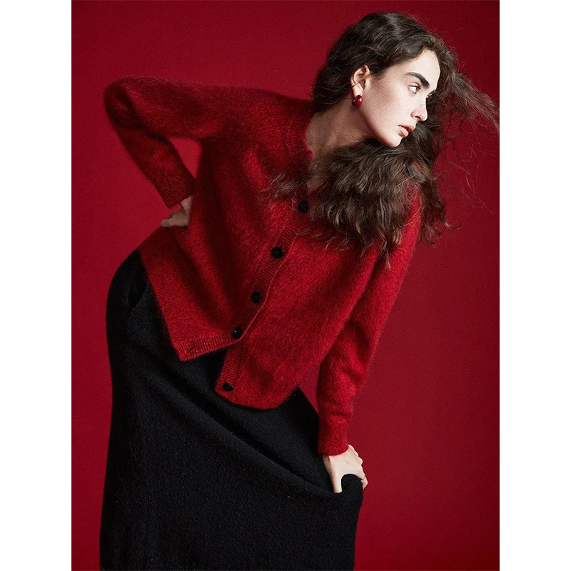 Утепленный кардиган Thiened Festival Aosphere Small ain 25 осенне-зимний, разноцветный, из шелка и шерсти, вязаный, с V-образным вырезом
Утепленный кардиган Thiened Festival Aosphere Small ain 25 осенне-зимний, разноцветный, из шелка и шерсти, вязаный, с V-образным вырезом