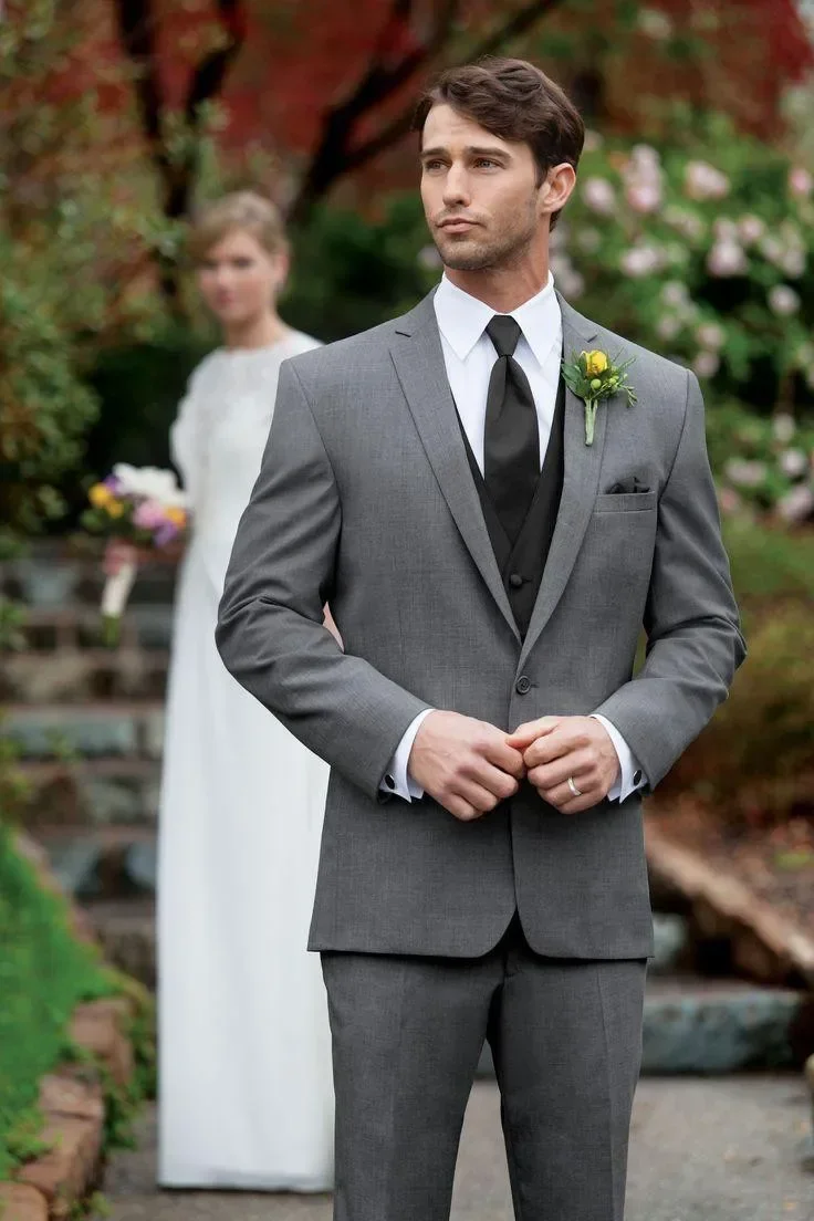 Gray Formal Wedding Men Suit Groom Tuxedo Slim Fit Blazer Hombre High Quality Casual Custom 3 Piece Set Jacket Vest Pant For Men
Gray Formal Wedding Men Suit Groom Tuxedo Slim Fit Blazer Hombre High Quality Casual Custom 3 Piece Set Jacket Vest Pant For Men