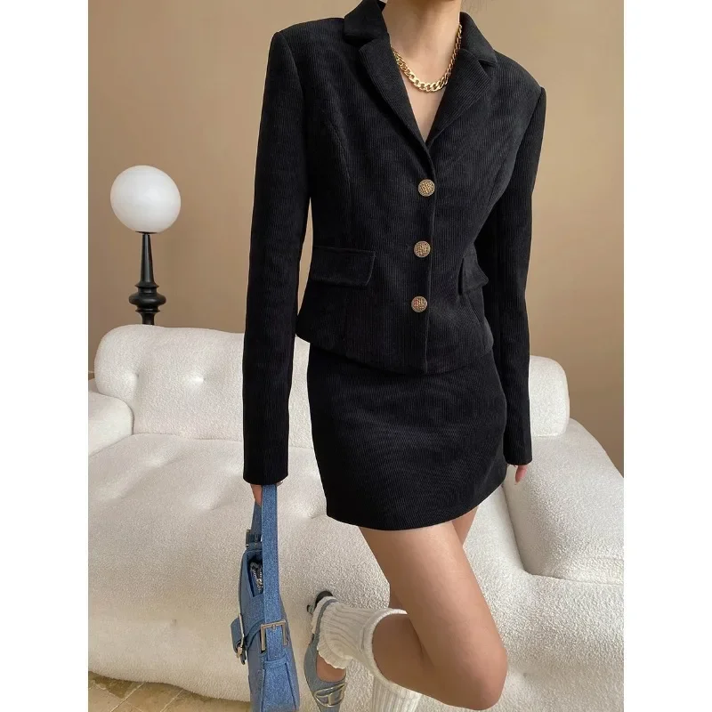 Women Spring Autumn Black Vintage Wine Suit Notched Jacket + Mini Skirt Fashion Slim Office French Elegant Two-piece Lady Set
Women Spring Autumn Black Vintage Wine Suit Notched Jacket + Mini Skirt Fashion Slim Office French Elegant Two-piece Lady Set