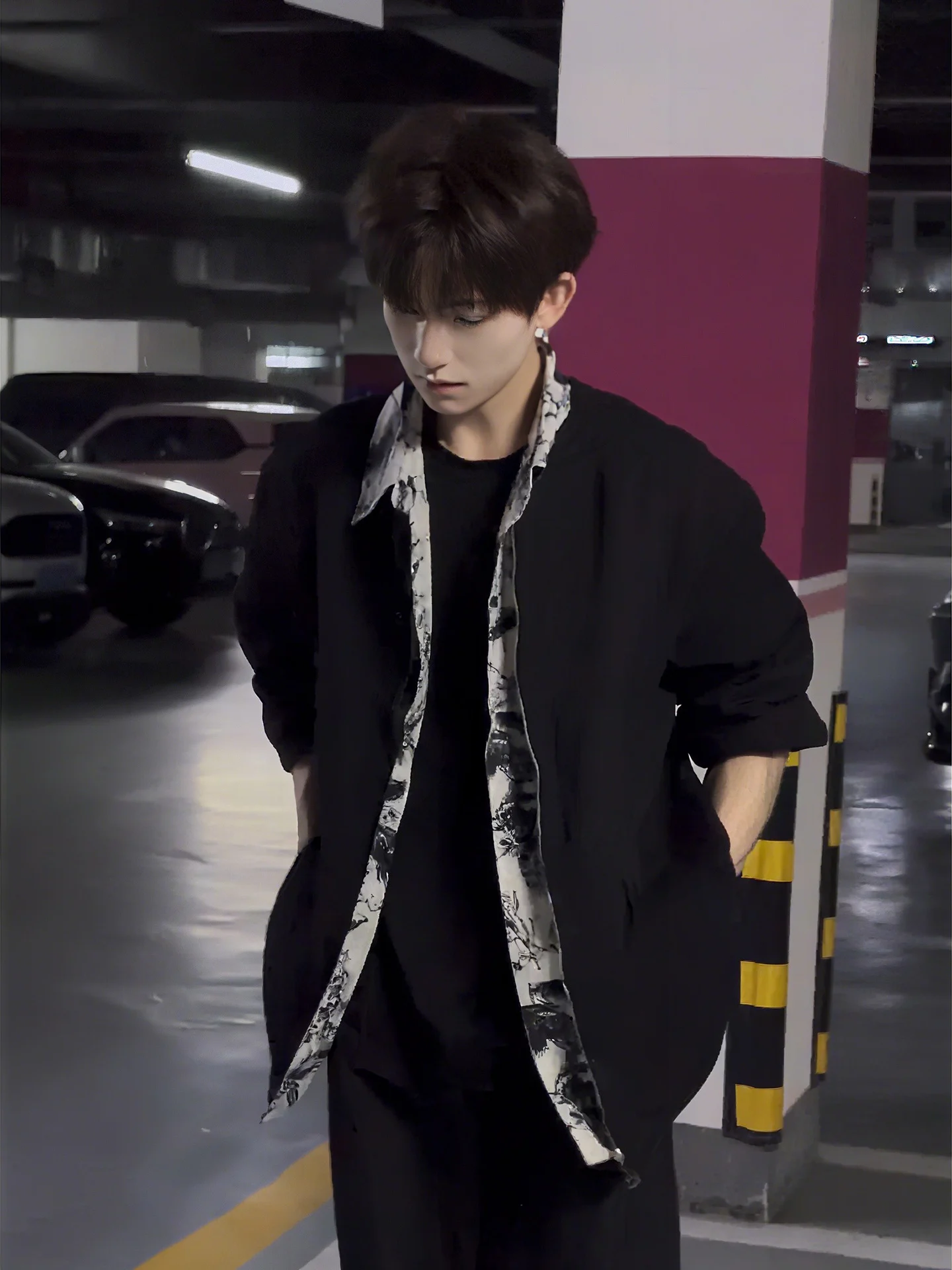 Мужская верхняя одежда Bla Jaet для рисования водными красками, осенняя, с текстурой «волна», дизайн «фальшивый двухслойный», топ Haome
Мужская верхняя одежда Bla Jaet для рисования водными красками, осенняя, с текстурой «волна», дизайн «фальшивый двухслойный», топ Haome