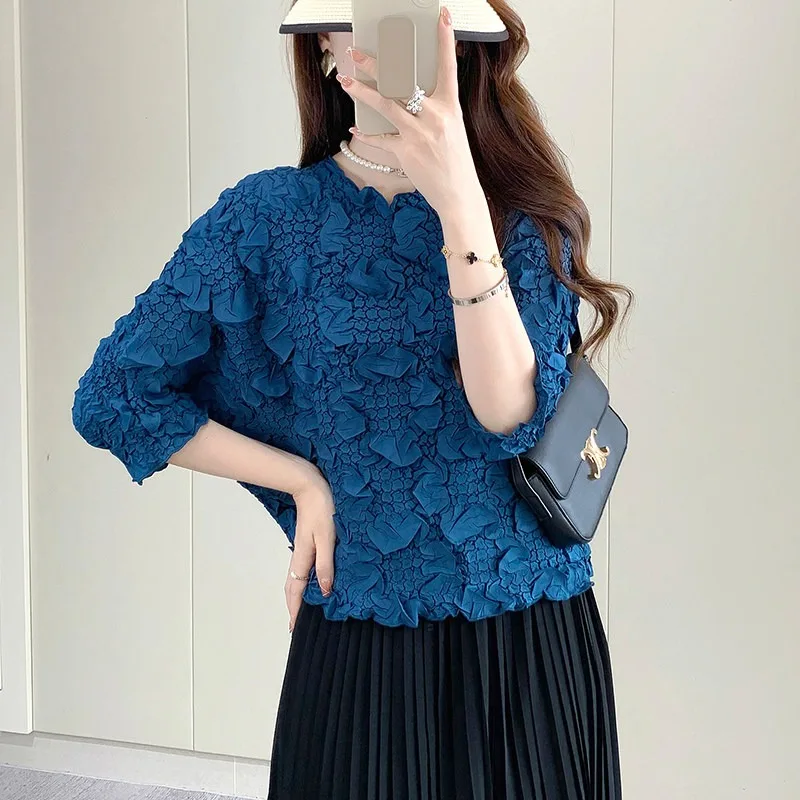 Miyake Pleated T-Shirt 2026 Women's New Plus Size Slimming Lightweight Stretch Top Simple Casual Women's Short Sleeve Clothing
Miyake Pleated T-Shirt 2026 Women's New Plus Size Slimming Lightweight Stretch Top Simple Casual Women's Short Sleeve Clothing