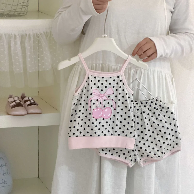 Girls' summer outfit26New polka dot print camisole for girls, cute summer outfit with cherry shorts two-piece set
Girls' summer outfit26New polka dot print camisole for girls, cute summer outfit with cherry shorts two-piece set