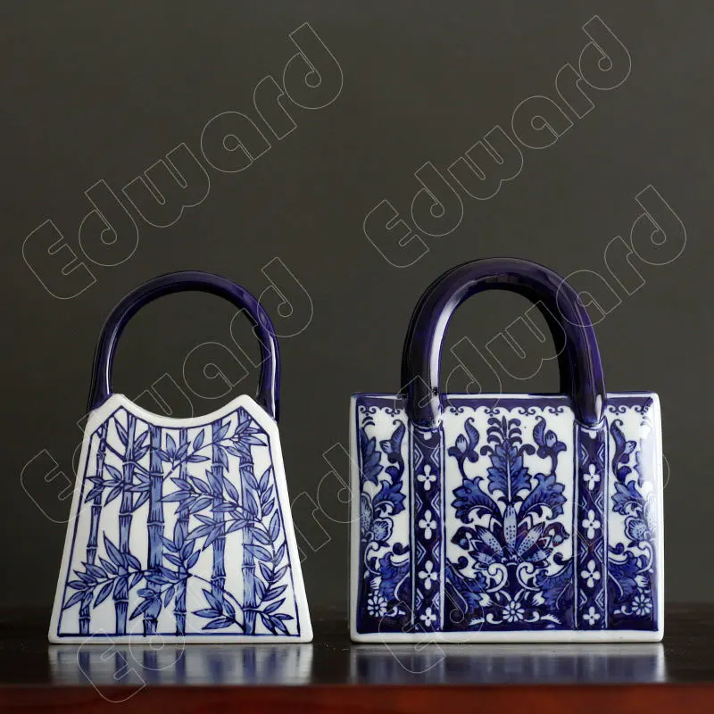Vase Ceramic Vases Handbag Cloth Bag Shape Vases Blue and White Ceramic Living Room Decoration Flower Flowers Table Decor Home
Vase Ceramic Vases Handbag Cloth Bag Shape Vases Blue and White Ceramic Living Room Decoration Flower Flowers Table Decor Home