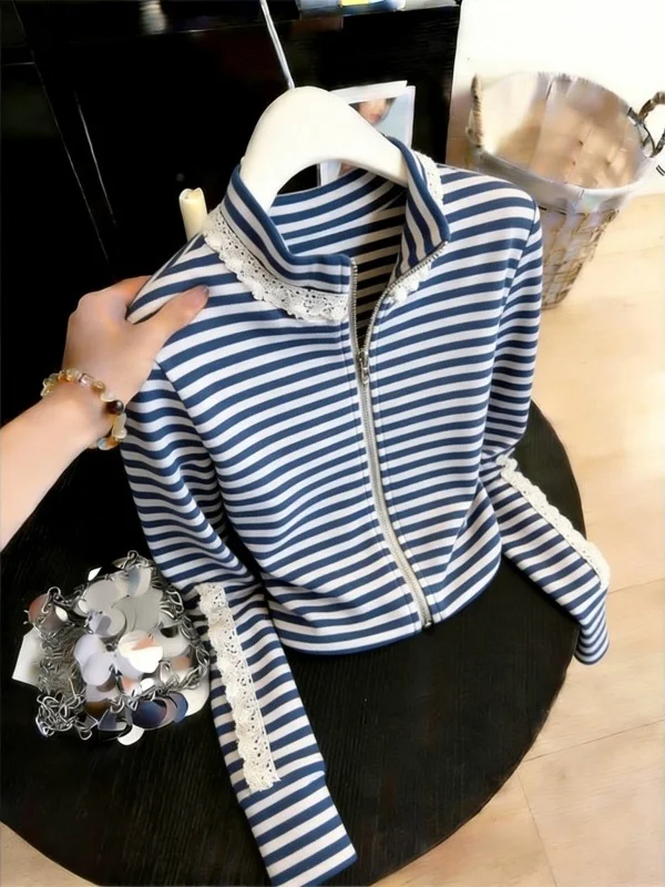 Spring 2026 Blue Striped Open Cardigan Zipper Stand Collar Loose Fit Slimming Versatile Long Sleeve Casual Style Commute Wear
Spring 2026 Blue Striped Open Cardigan Zipper Stand Collar Loose Fit Slimming Versatile Long Sleeve Casual Style Commute Wear