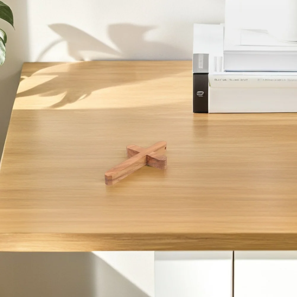 2Pcs Small Wood Cross Ornament Handmade Wooden Pocket Cross for Spiritual Support Lightweight Travel Prayer Tool Church Wedding
2Pcs Small Wood Cross Ornament Handmade Wooden Pocket Cross for Spiritual Support Lightweight Travel Prayer Tool Church Wedding