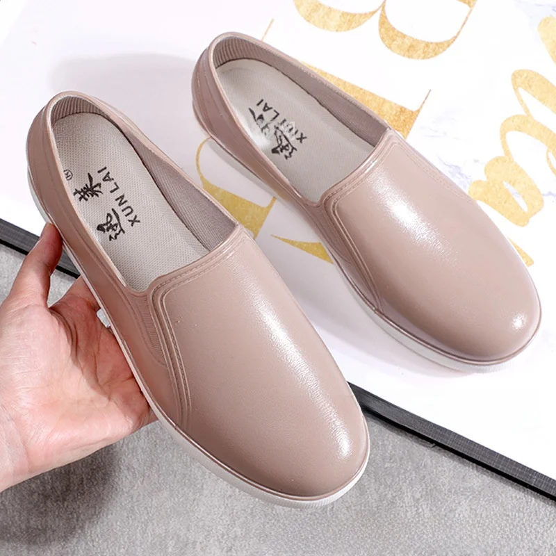 Spring Autumn Low Cut Slip on Women's Rain Boots Pure Color Fashion Waterproof Anti Slip Shoes Plastic Light Weight Women Shoes
Spring Autumn Low Cut Slip on Women's Rain Boots Pure Color Fashion Waterproof Anti Slip Shoes Plastic Light Weight Women Shoes
