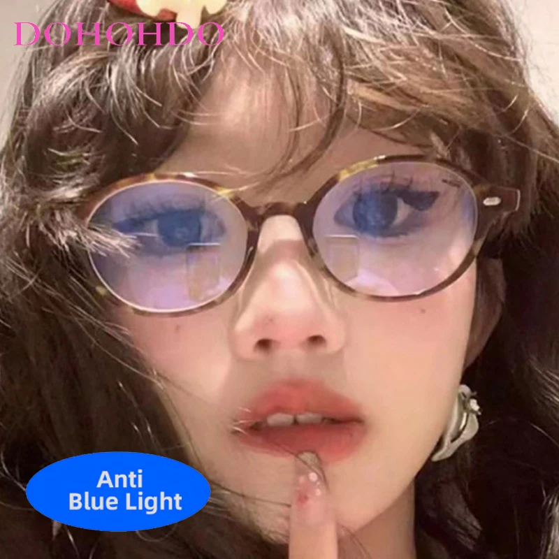 Vintage Fashion Oval Rivets Decoration Blue Light Blocking Glasses Women Luxury Brand Computer Play Games Eye Protection Eyewear
Vintage Fashion Oval Rivets Decoration Blue Light Blocking Glasses Women Luxury Brand Computer Play Games Eye Protection Eyewear