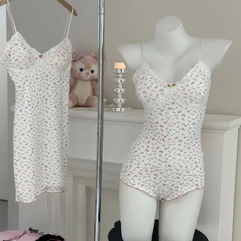 Floral Sleepwear Womens Spaghetti Strap Nightgown Lace Korean Night Dress Sexy Mini One Piece Pajamas V-neck Slim Night Wears
Floral Sleepwear Womens Spaghetti Strap Nightgown Lace Korean Night Dress Sexy Mini One Piece Pajamas V-neck Slim Night Wears