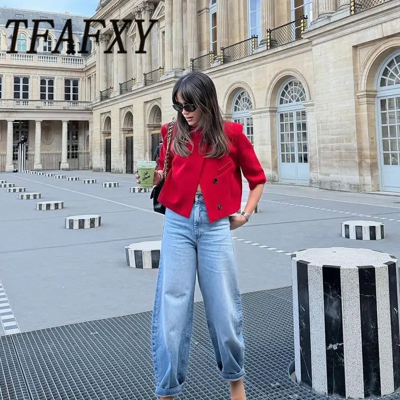 TFAFXY 2026 Summer Office Lady Casual Chic Women Blazer Solid Short Sleeve Short Blazer Fashion Blazer
TFAFXY 2026 Summer Office Lady Casual Chic Women Blazer Solid Short Sleeve Short Blazer Fashion Blazer