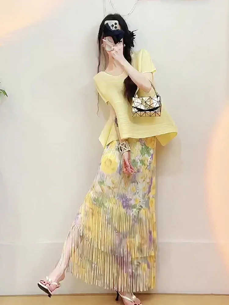 Loose Short Sleeve Floral Lace Trim Pleated Skirt And Top Set Summer Fashion Age Reduction Three Houses Art Creation Women's ...
Loose Short Sleeve Floral Lace Trim Pleated Skirt And Top Set Summer Fashion Age Reduction Three Houses Art Creation Women's ...