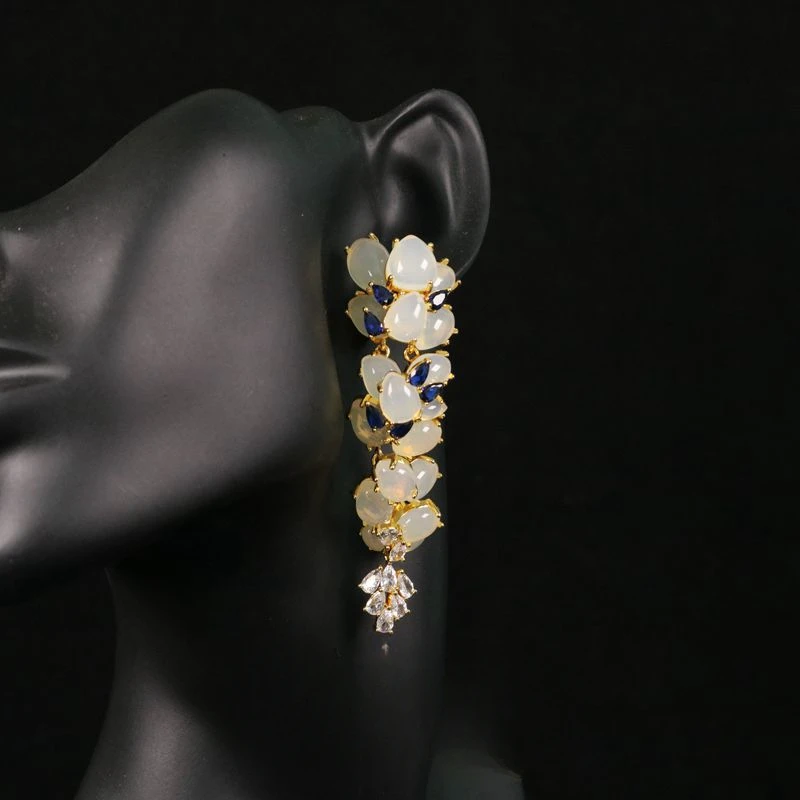 Ladies' fashionable earrings, ear clips, exquisite temperament, personalized, light luxury earrings
Ladies' fashionable earrings, ear clips, exquisite temperament, personalized, light luxury earrings