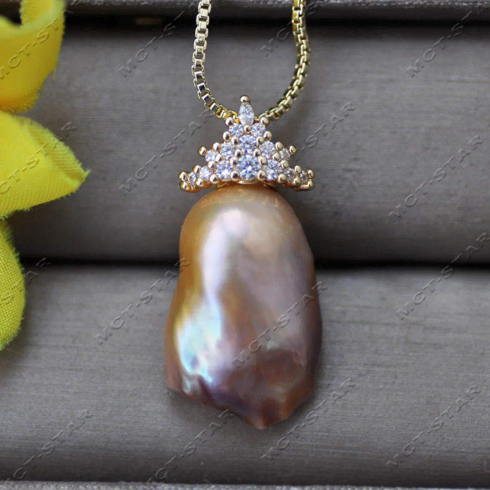 MTC·STAR Set 24mm Golden Crown All CZ Lavender Baroque Reborn Keshi Pearl Earring Pendant Charms (Z14617)
MTC·STAR Set 24mm Golden Crown All CZ Lavender Baroque Reborn Keshi Pearl Earring Pendant Charms (Z14617)