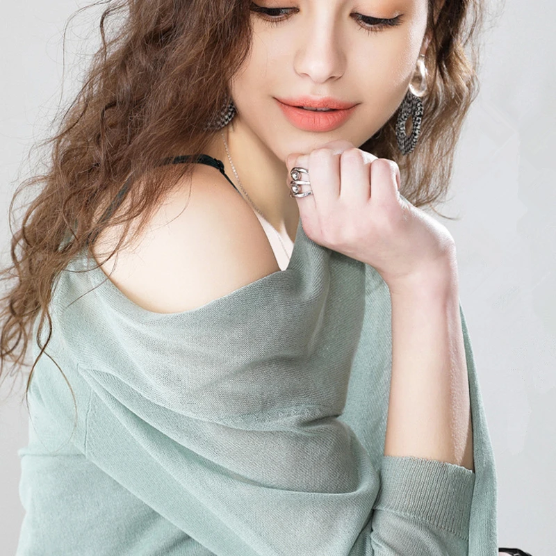 MRMT 2024 Brand New Women's Sweaters Sunscreen Shirt Long Outside Shawl Thin Coat Loose Hollow Women Sweater Knitted Cardigan
MRMT 2024 Brand New Women's Sweaters Sunscreen Shirt Long Outside Shawl Thin Coat Loose Hollow Women Sweater Knitted Cardigan