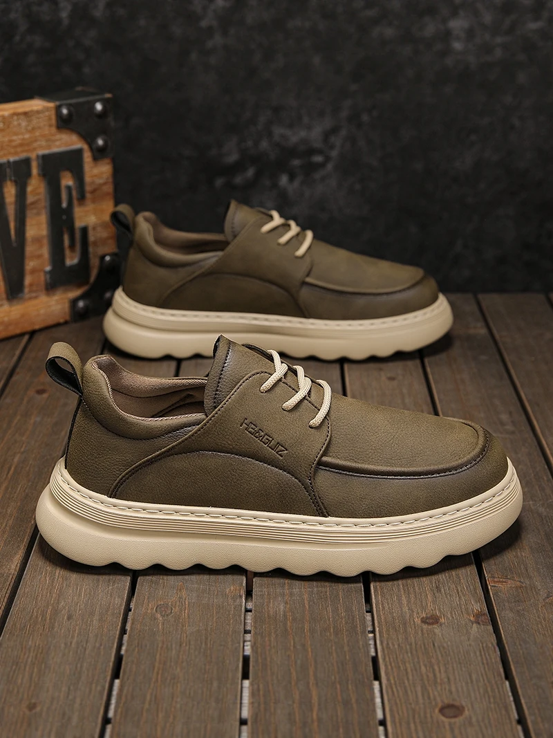 Men's Casual Low-Top Leather Shoes Lightweight Soft Bottom Outdoor Workwear Retro British Style Spring Autumn Seasonal Wear
Men's Casual Low-Top Leather Shoes Lightweight Soft Bottom Outdoor Workwear Retro British Style Spring Autumn Seasonal Wear