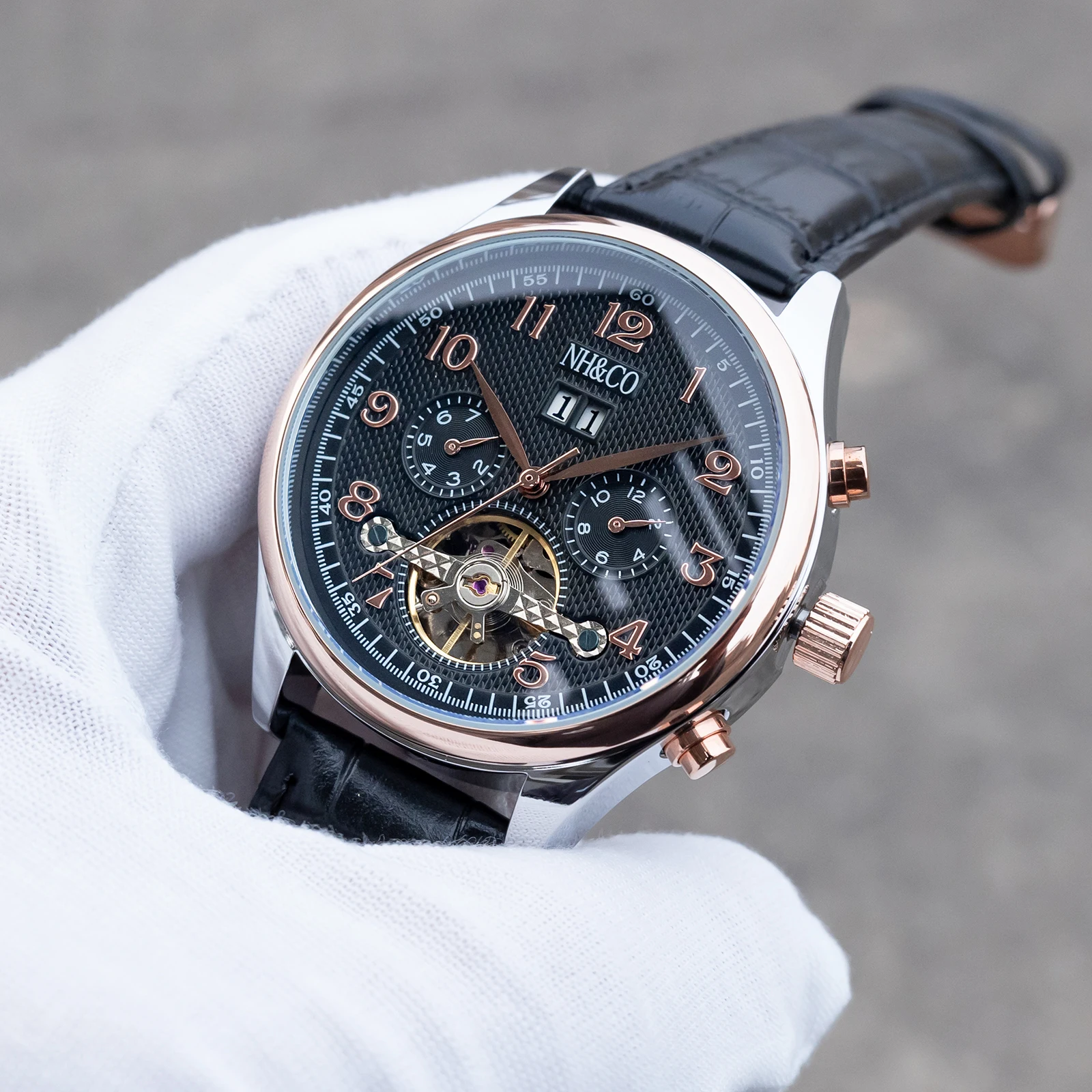 NHCO мужские двухцветные многофункциональные механические часы с турбийоном, водонепроницаемость 30 м, кожаный прозрачный корпус, автоматический механизм
NHCO мужские двухцветные многофункциональные механические часы с турбийоном, водонепроницаемость 30 м, кожаный прозрачный корпус, автоматический механизм