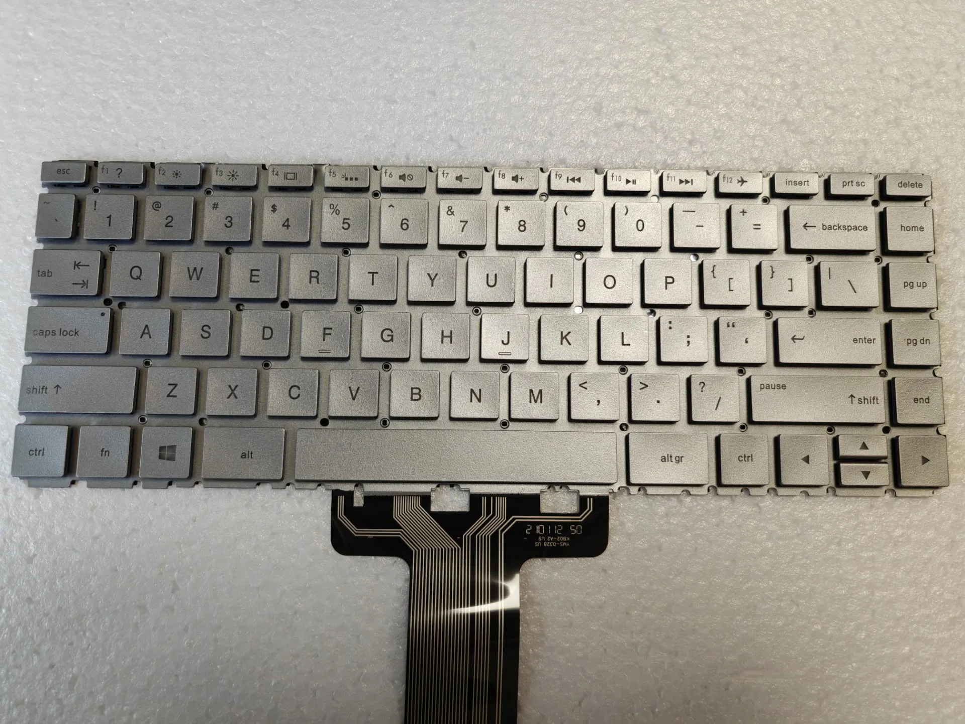 US keyboard for HP Pavilion X360 14-BA 14T-BA 14M-BA 14-BS TPN-W125 Q186 Q189 Q187 C131 240 G6 245 G6 246 G6 with Backlit Silver
US keyboard for HP Pavilion X360 14-BA 14T-BA 14M-BA 14-BS TPN-W125 Q186 Q189 Q187 C131 240 G6 245 G6 246 G6 with Backlit Silver