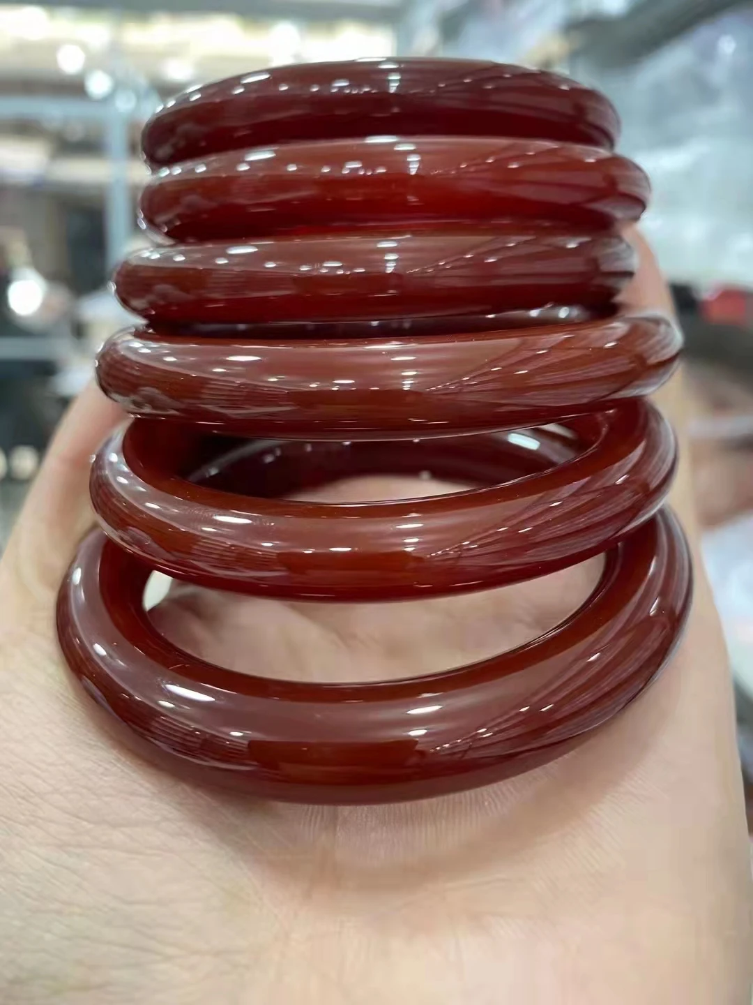 100% из натурального нефрита handcarved 3 вида цветов женские браслеты на запястье браслет ювелирные изделия из нефрита ЖАДЕИТ браслет с нефритом браслет для женщин
100% из натурального нефрита handcarved 3 вида цветов женские браслеты на запястье браслет ювелирные изделия из нефрита ЖАДЕИТ браслет с нефритом браслет для женщин