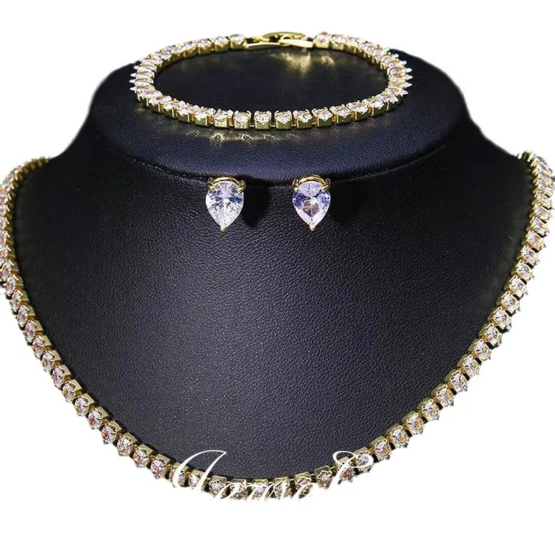 Gorgeous Buling AAA Clear Round Cubic Zirconia Wedding Bridal Necklace Earrings Party Jewelry Set for Women
Gorgeous Buling AAA Clear Round Cubic Zirconia Wedding Bridal Necklace Earrings Party Jewelry Set for Women