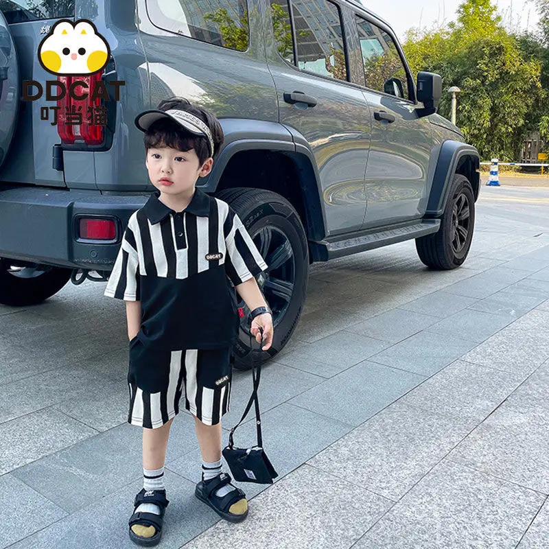 Boys' Summer Short Sleeve Suit 2022 New Baby Boy Clothes Children Handsome Two-Piece Suit
Boys' Summer Short Sleeve Suit 2022 New Baby Boy Clothes Children Handsome Two-Piece Suit