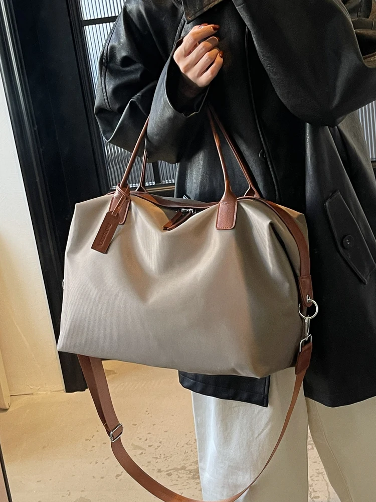 Large Capaci Commuter Tote Bag Women's Faionable Versatile Handbag Casual Travel Single oulder Crossbody Bag
Large Capaci Commuter Tote Bag Women's Faionable Versatile Handbag Casual Travel Single oulder Crossbody Bag
