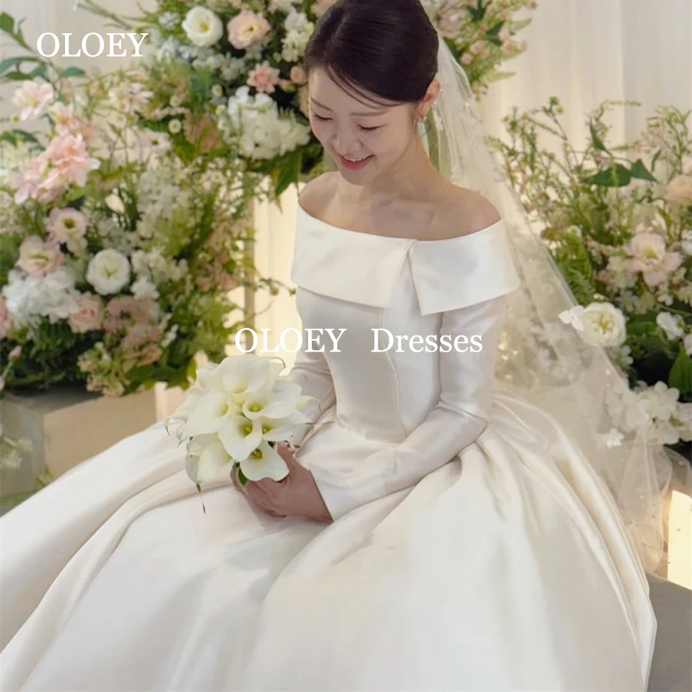 OLOEY Elegant Off Shoulder A Line Wedding Dresses Korea Photoshoot Full Sleeves Floor Length Bride Gowns Corset Back Customized
OLOEY Elegant Off Shoulder A Line Wedding Dresses Korea Photoshoot Full Sleeves Floor Length Bride Gowns Corset Back Customized