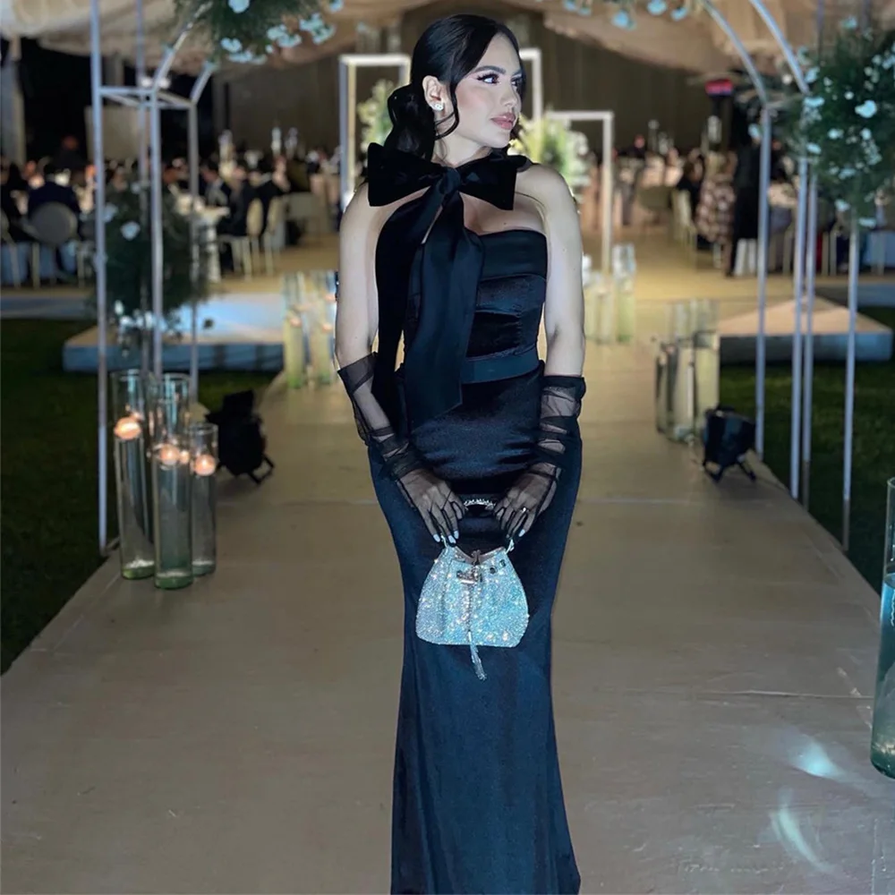 Customized Black Sleeveless Solid Color Prom Gown Backless Satin Formal Party Dress Mermaid Evening es فساتين السهرة
Customized Black Sleeveless Solid Color Prom Gown Backless Satin Formal Party Dress Mermaid Evening es فساتين السهرة
