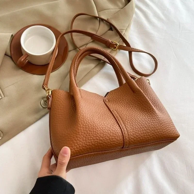 Women's Retro Crossbody Bag - Convertible Tote & Bucket Purse, Multi-Functional Handbag for Work, Travel & Daily Essentials
Women's Retro Crossbody Bag - Convertible Tote & Bucket Purse, Multi-Functional Handbag for Work, Travel & Daily Essentials