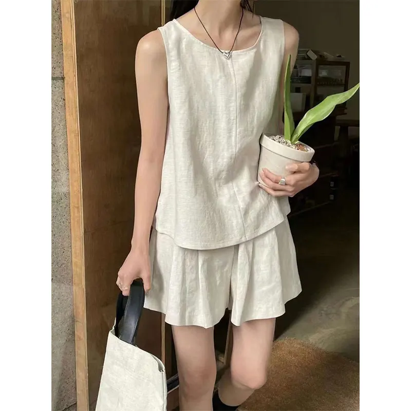 Casual Cotton Linen Vest Set Women Elegant Fashion Backless Button Split Sleeveless Short Top Bottoms Two Piece Set
Casual Cotton Linen Vest Set Women Elegant Fashion Backless Button Split Sleeveless Short Top Bottoms Two Piece Set