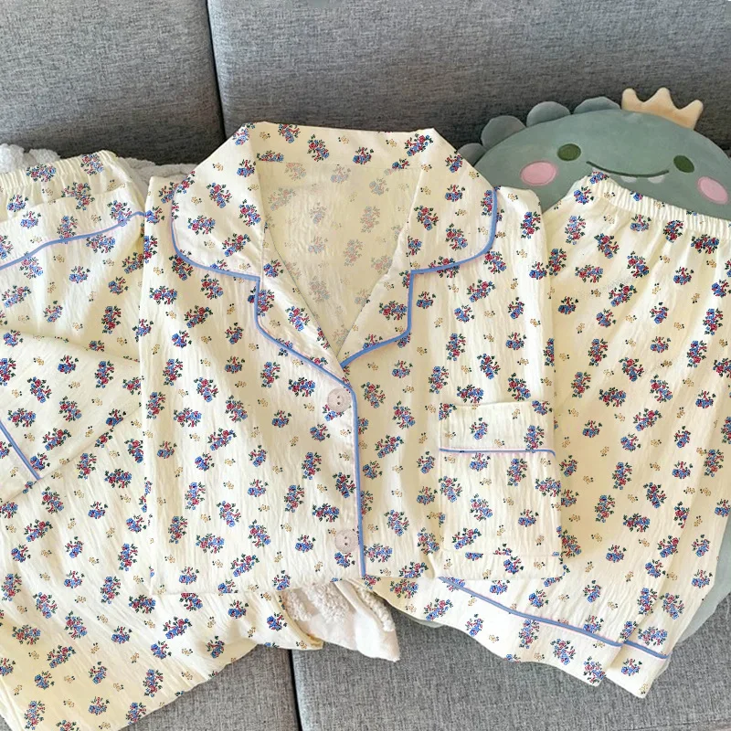 Women's Spring and Summer Three-Piece Set of Advanced Sense of Short-Sleeved Pyjamas Homewear Fresh Pyjamas Girls Sweet Homewear
Women's Spring and Summer Three-Piece Set of Advanced Sense of Short-Sleeved Pyjamas Homewear Fresh Pyjamas Girls Sweet Homewear