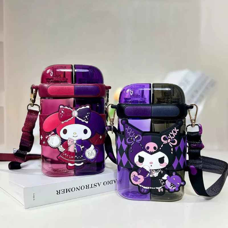 Sanrio бутылка для воды Kawaii Hello Kitty Kuromi Cinnamoroll летний прозрачный пластиковый детский чайник большой емкости с соломинкой портативная чашка
Sanrio бутылка для воды Kawaii Hello Kitty Kuromi Cinnamoroll летний прозрачный пластиковый детский чайник большой емкости с соломинкой портативная чашка