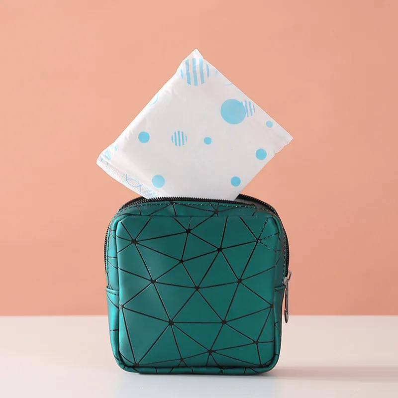 Portable Pad Storage Bag Multifunctional PU Leather Women Menstrual Rhombus Sanitary Napkin Organizer Pouch Credit Card Case
Portable Pad Storage Bag Multifunctional PU Leather Women Menstrual Rhombus Sanitary Napkin Organizer Pouch Credit Card Case