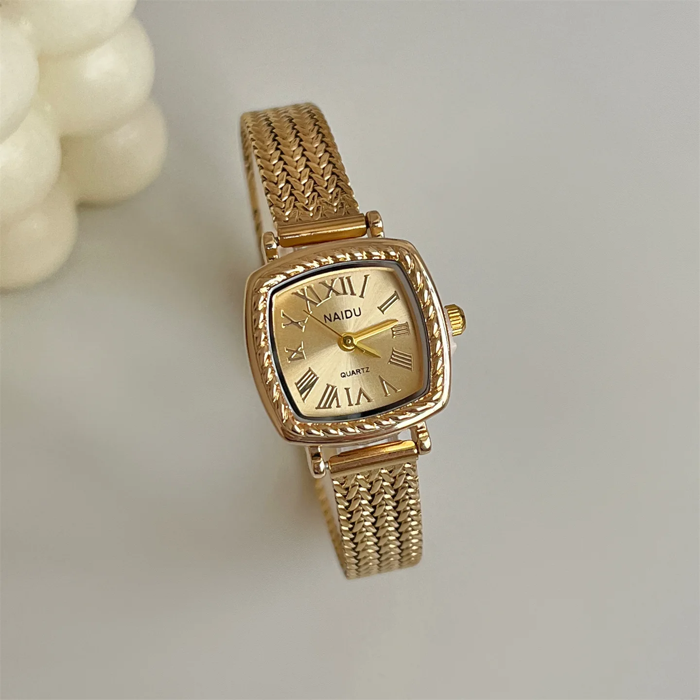 Vintage Exquisite Stainless Steel Band Women Quartz Wristwatch Fashion Luxury Elegant Ladies Dress Watch Gift Relojes Para Mujer
Vintage Exquisite Stainless Steel Band Women Quartz Wristwatch Fashion Luxury Elegant Ladies Dress Watch Gift Relojes Para Mujer
