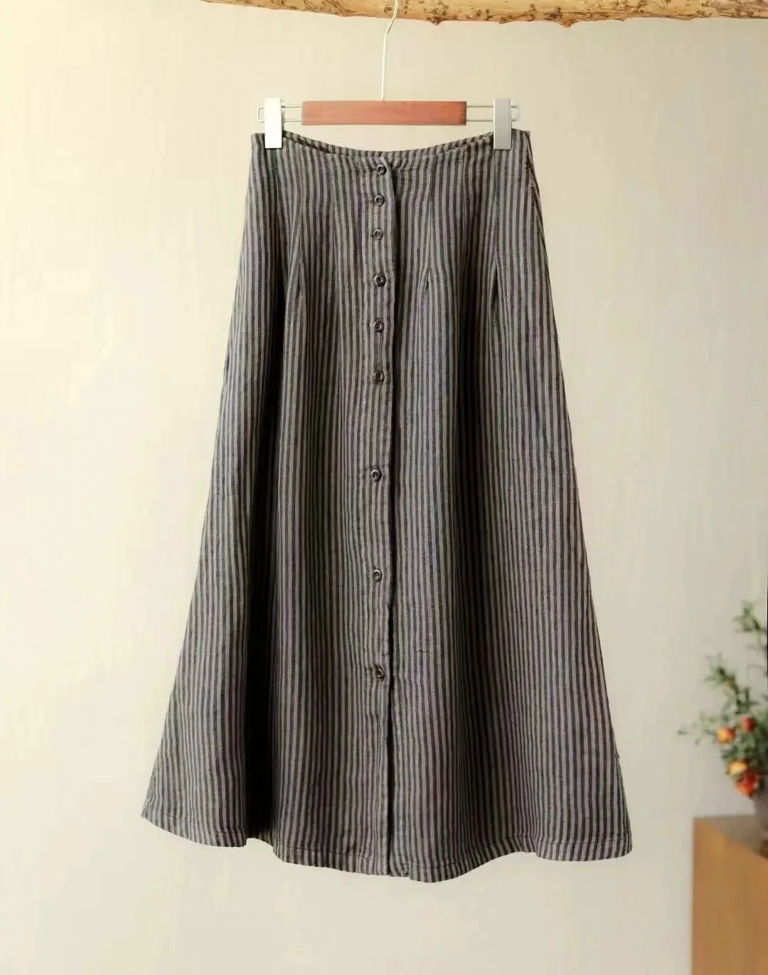 Vintage women skirt Cotton linen Striped A-LINE casual Long skirt Women's clothing sales
Vintage women skirt Cotton linen Striped A-LINE casual Long skirt Women's clothing sales