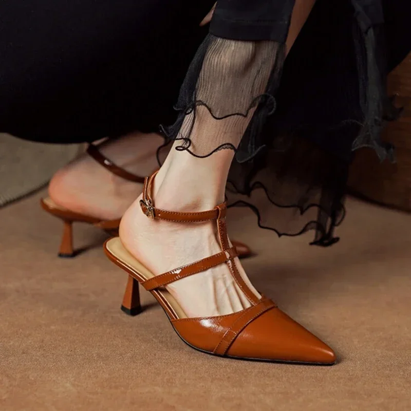 NEW Summer Women Sandals Genuine Leather Shoes For Women Cover Toe Slingback Shoes Pointed Toe Thin Heel Shoes Designer Sandals
NEW Summer Women Sandals Genuine Leather Shoes For Women Cover Toe Slingback Shoes Pointed Toe Thin Heel Shoes Designer Sandals