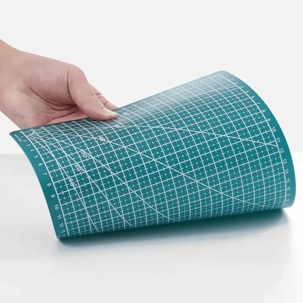 Lightweight A3 PP Cutting Mat Single Side High-quality Cutting Board PP Plastic Non-Slip Patchwork Cut Pad Workbench
Lightweight A3 PP Cutting Mat Single Side High-quality Cutting Board PP Plastic Non-Slip Patchwork Cut Pad Workbench