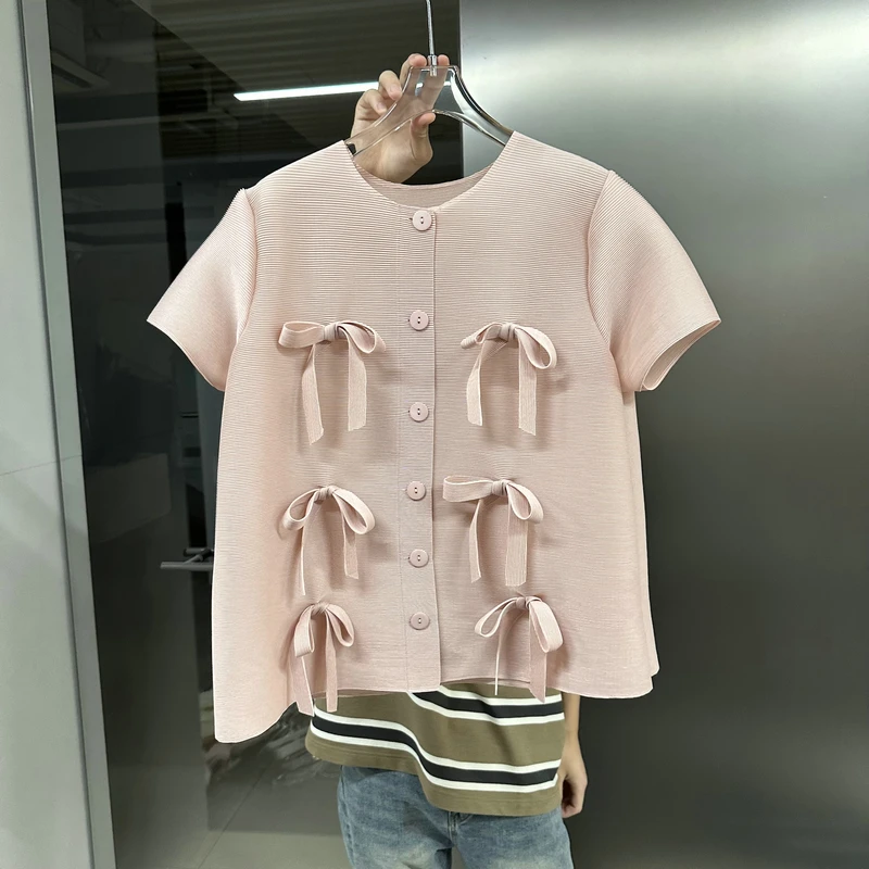 Commuter Style Shirt Summer New Arrival Women's Elastic Pleated Single Button Knot Coat Short Sleeve round Neck Reg...
Commuter Style Shirt Summer New Arrival Women's Elastic Pleated Single Button Knot Coat Short Sleeve round Neck Reg...