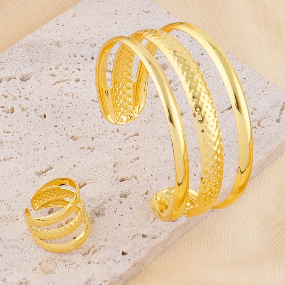Simple Gold Color Cuff Bracelet Ring For Women Stainless Steel Opening Bangle Gold Plated Ring Waterproof Jewelry Set Party Gift 
Simple Gold Color Cuff Bracelet Ring For Women Stainless Steel Opening Bangle Gold Plated Ring Waterproof Jewelry Set Party Gift
