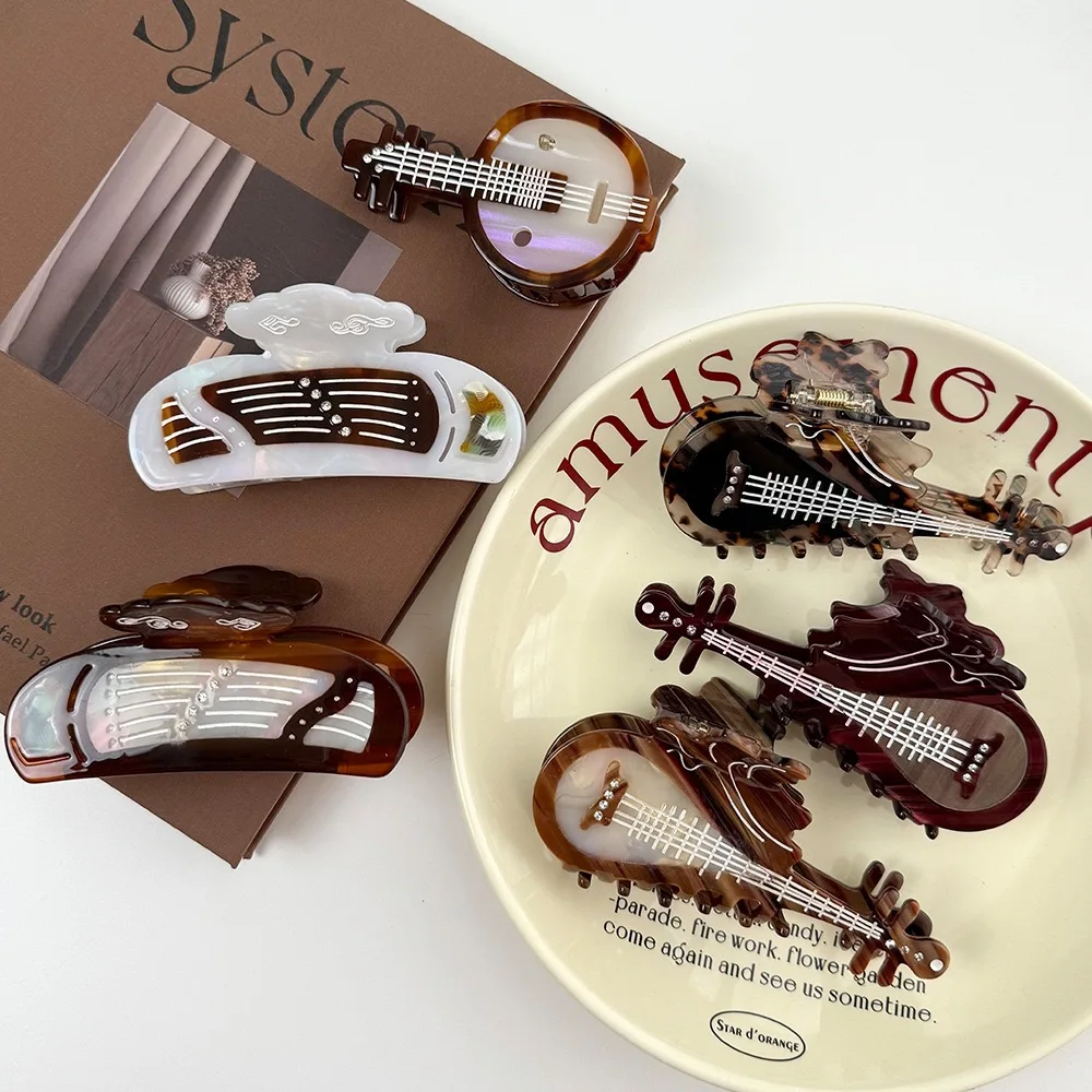 Retro Lute Acetic Acid Hair Claw Clips Traditional Chinese Instrument Shape Hair Clamps Elegant Music Hair Accessories for Women
Retro Lute Acetic Acid Hair Claw Clips Traditional Chinese Instrument Shape Hair Clamps Elegant Music Hair Accessories for Women
