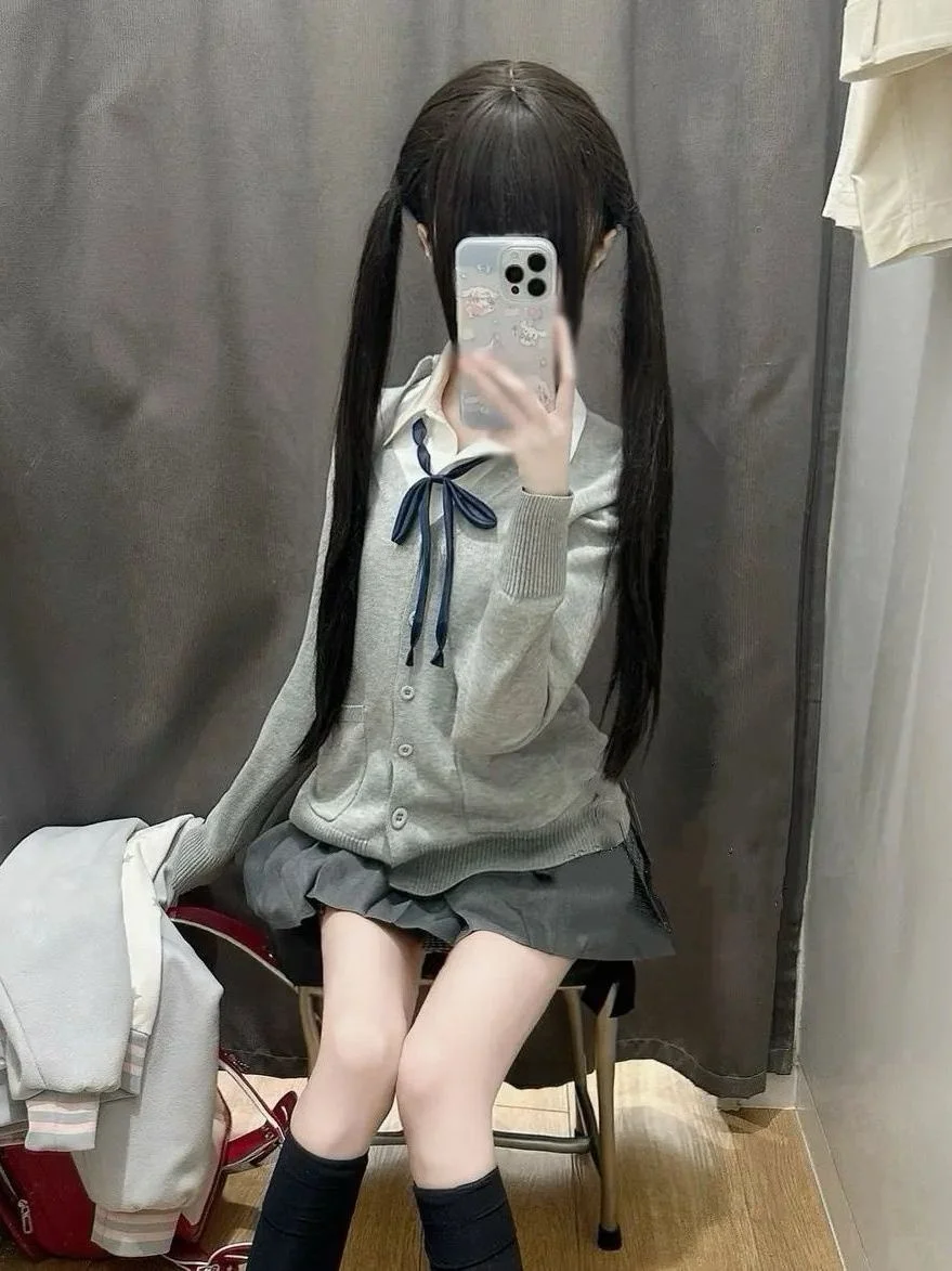 Original Design JK Uniform Knitted Sweater Cardigan Versatile School Style Pleated Skirt Set Autumn 2025 New Fashion Women's ...
Original Design JK Uniform Knitted Sweater Cardigan Versatile School Style Pleated Skirt Set Autumn 2025 New Fashion Women's ...