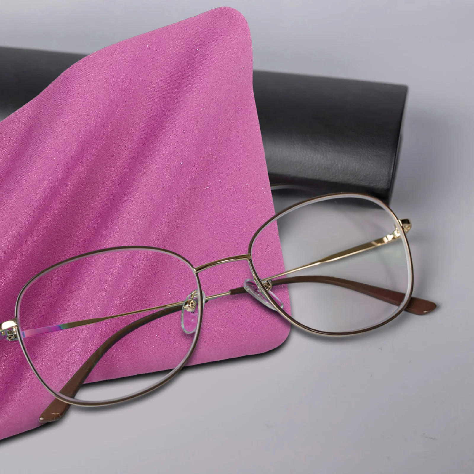 20pcs Purple 6x7 Inch Microfiber Cleaning Cloth for Glasses Eyeglass Lens Screen Phone Watch Electronics Camera
20pcs Purple 6x7 Inch Microfiber Cleaning Cloth for Glasses Eyeglass Lens Screen Phone Watch Electronics Camera