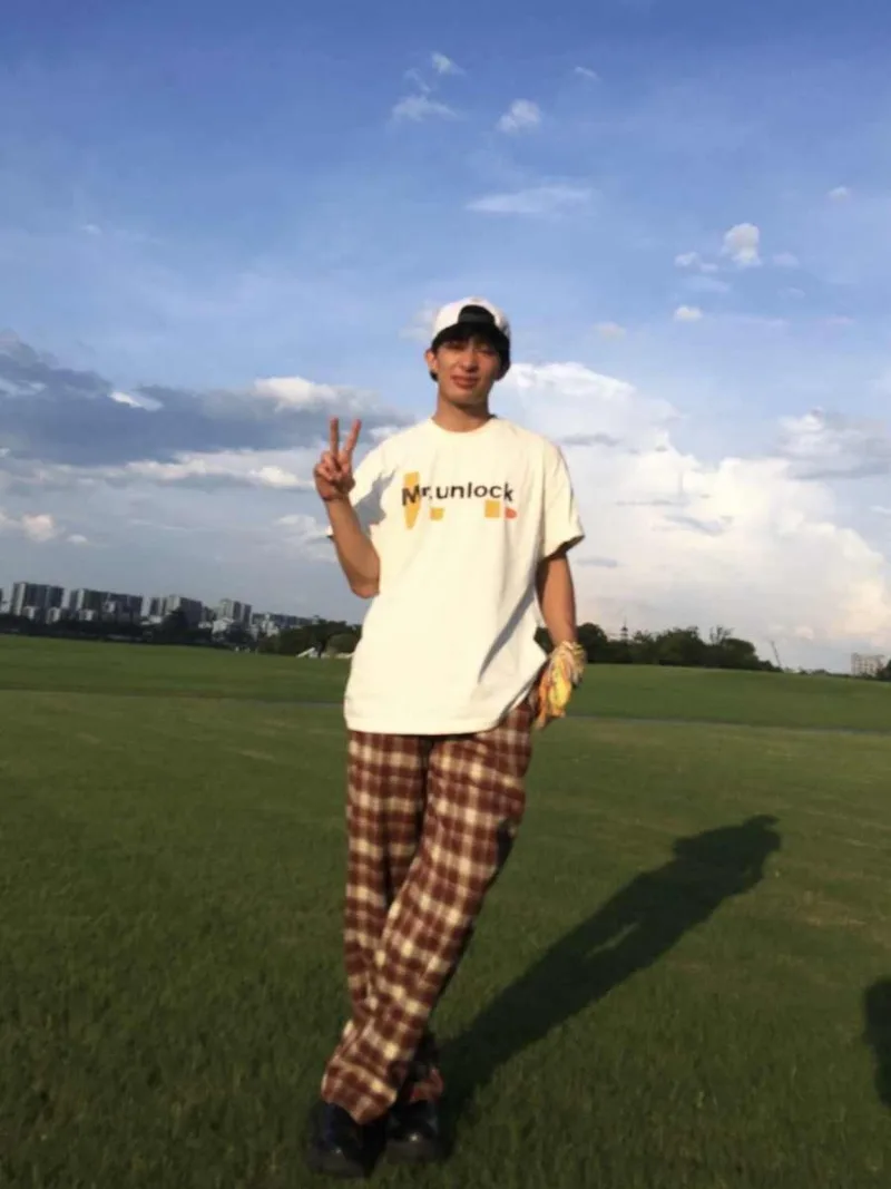 【 Loose and Versatile 】 High Street Color blocked Grid Wide Leg Pants 2025 Summer Men's New Loose Lazy Casual Couple Pants 
【 Loose and Versatile 】 High Street Color blocked Grid Wide Leg Pants 2025 Summer Men's New Loose Lazy Casual Couple Pants