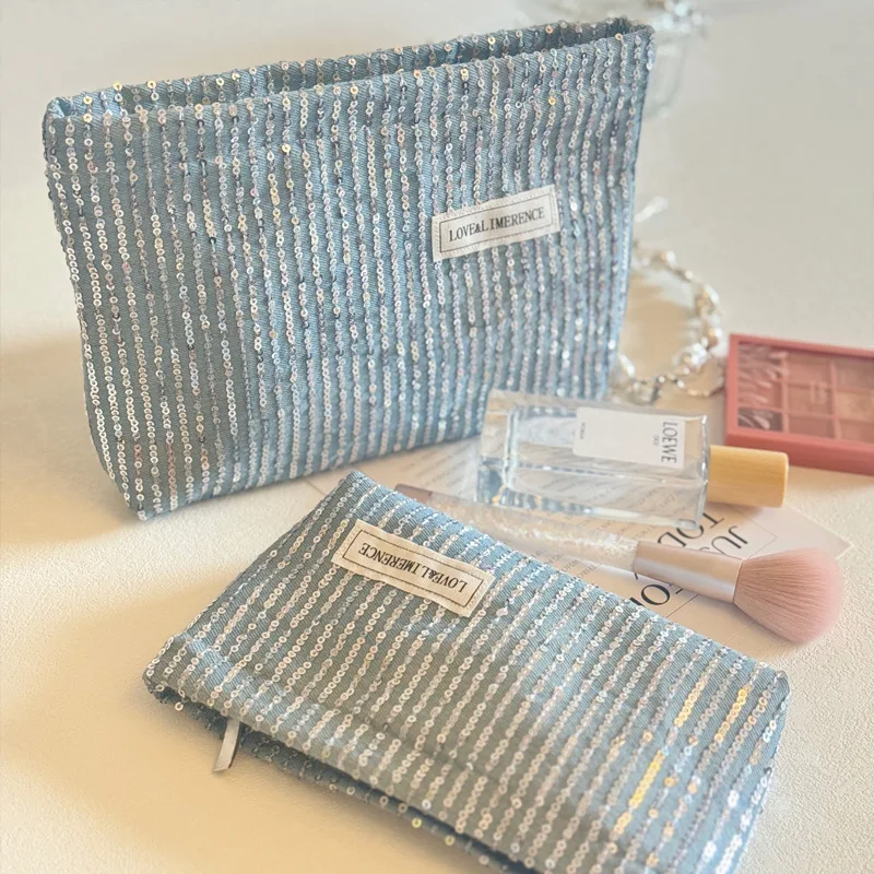Ladies' Makeup Bags Blue Sequins Simple Versatile Cosmetic Bags Multifunctional High-quality Large Capacity Portable Storage Bag
Ladies' Makeup Bags Blue Sequins Simple Versatile Cosmetic Bags Multifunctional High-quality Large Capacity Portable Storage Bag