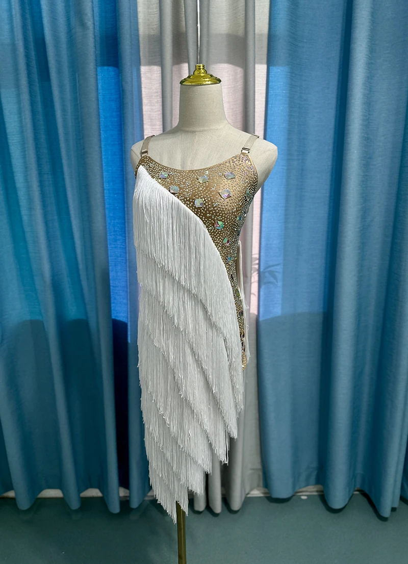 White Tassel Latin Dance Skirt Women New Design Sexy Tango Rumba Samba Latin Dress Adult Latin Competition Dance Dresses
White Tassel Latin Dance Skirt Women New Design Sexy Tango Rumba Samba Latin Dress Adult Latin Competition Dance Dresses